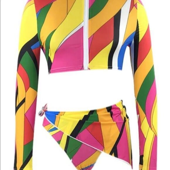 Cute 3 Piece Bikini Set - Picture 8 of 10